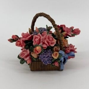 Lena Liu Roses Basket Bouquets Music Box 1995 Ardleigh-Elliott 3480A Pink Floral